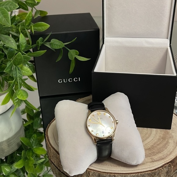 ❤️ ✨G-timeless Mother of Pearl Dial Ladies Watch ✨YA1264044 - Picture 3 of 15